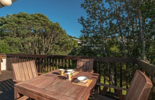 Onemana House | Hideaway - Onemana Holiday Chalet