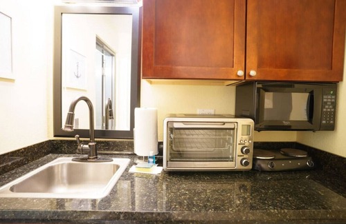 Ruskin Condo | Hideaway Studio U619 Balcony with Pool & Canal View!