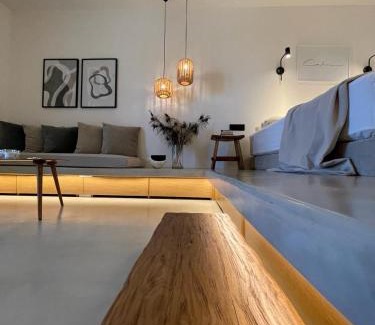 Megas Gialos Apartment | Hideaway Syros