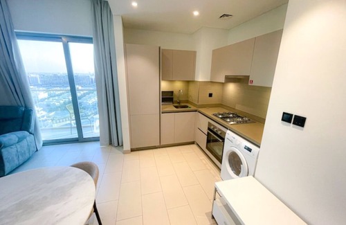 International City Apartment | HIDEOUT’ss