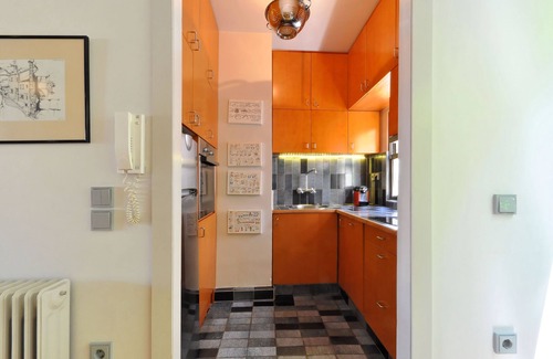 Athens City Centre Apartment | Hidesign Athens Tube Apt in Kolonaki, Design Furnishing, Garden Terrace