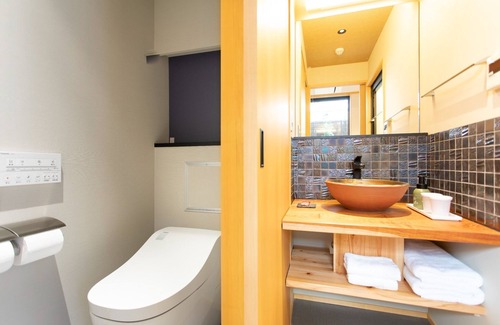 Okazaki Hotel | Higashiyama Hills Newly opened | 1 minute walk f/Kyoto Kyōto