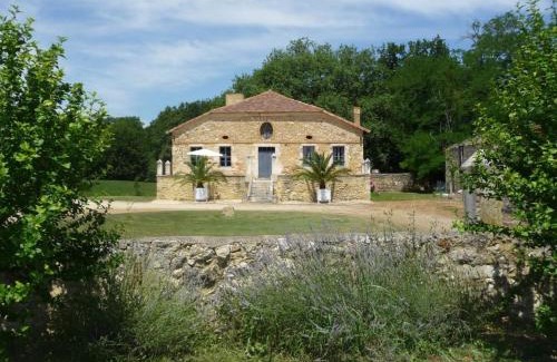Eauze House | Higat