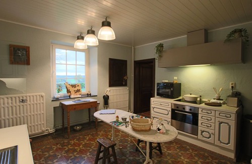 Mettet Cottage | High-comfort gîte with lots of charm for 12/14 people, sauna.