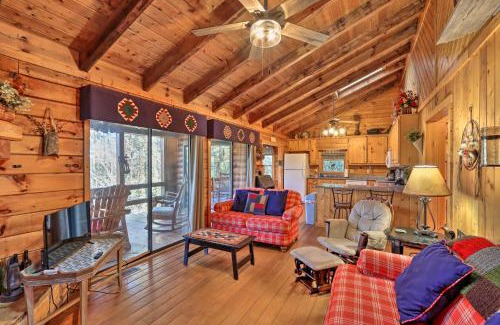 Mineral Bluff House | High Country Cabin with Fire Pit and Hot Tub!