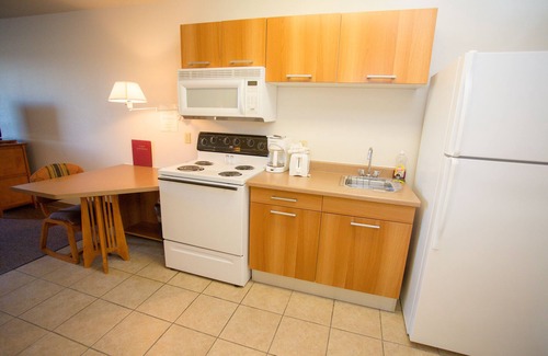 Pinedale Hotel | High Country Suites