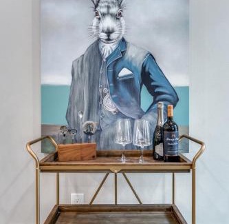 Cityplace Apartment | High Design 1-Bed West Village