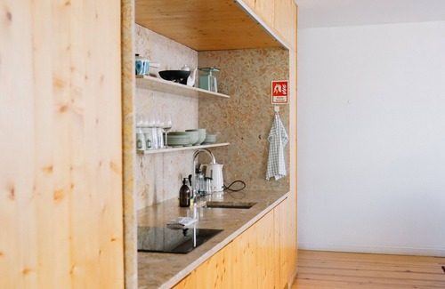Santa Maria Maior Cabin | High-end 2 Bedroom Apartment!