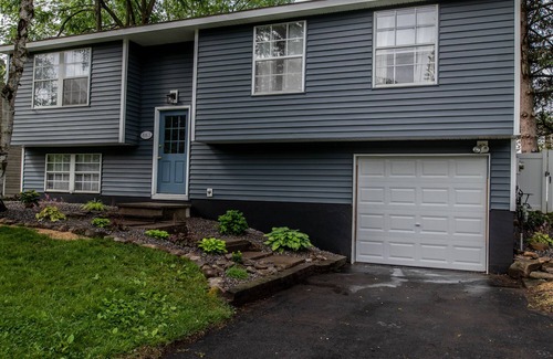 Baldwinsville Apartment | High end studio tailored to the business traveler