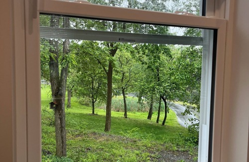 Elizabethtown Apartment | High end tiny home for a one of a kind stay with a peaceful view