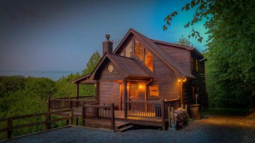 Mineral Bluff House | High Expectations