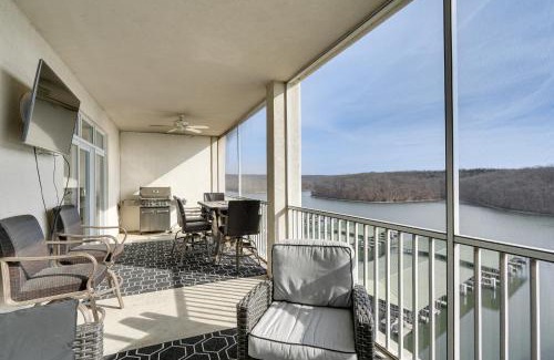 Osage Beach Apartment | High-Floor Osage Beach Condo with Lake and Park Views