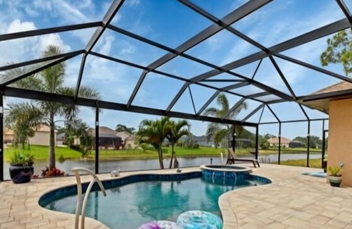 Pine Valley House | High Flyer's Paradise - Pool home with water views