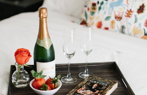 Arp Hotel | High Hill Farm