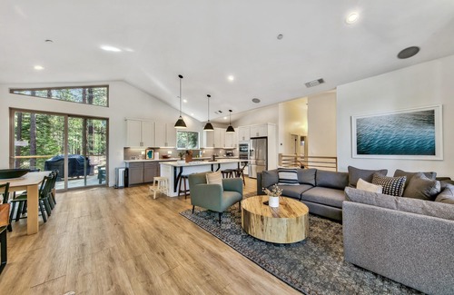 Montgomery Estates House | High Meadow Luxury 5BR,3BA- 8 Min to Heavenly