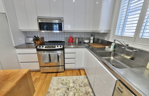 Roncesvalles Village House | High Park in 1 Bed/1Bath on the main floor of a historic house in High Park.