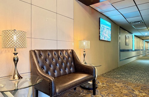 Peace River Hotel | High Point Inn & Suites Peace River
