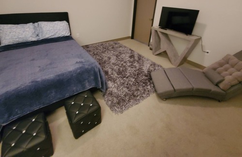 Downtown Toledo House | High-Rise Loft with Amazing City View