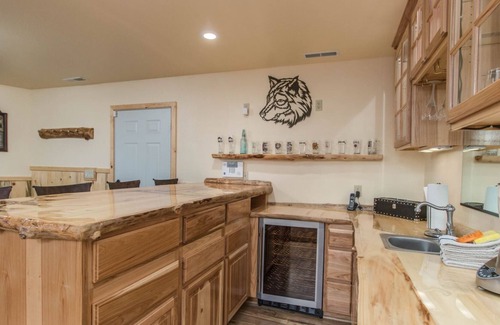 Meadow View Heights Cabin | High Roller Hideaway - Spacious cabin with large deck and beautiful scenery!
