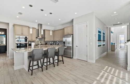 Bay Lake House | High Score Hideaway - Four Bedroom House, Sleeps 10