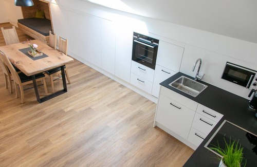 Gaißach Apartment | High seat - Schmickhof