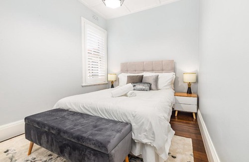 Millers Point Apartment | High Steet 16A Self - Catering