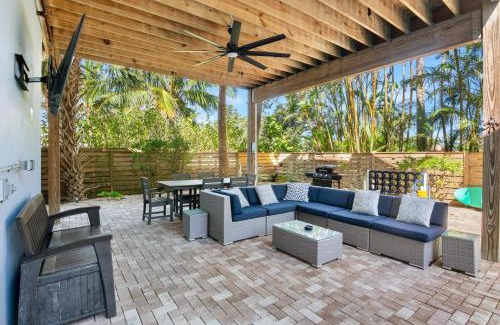 Anna Maria House | High Tide Haven