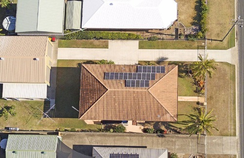 Traviston House | High Tide On Burrum (Whole House)- Close to Beach - 3BR- Aircon