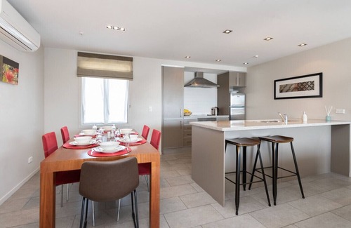 Paihia Cottage | High Tides Lookout - Paihia Holiday Home