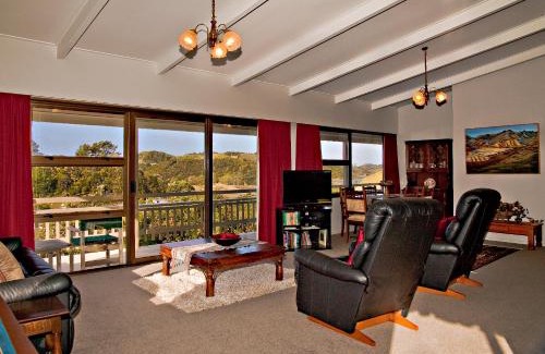 Ngunguru House | High Tides