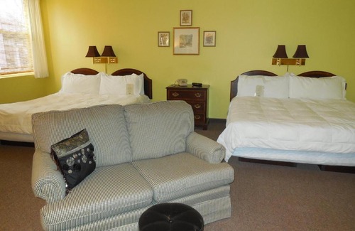 Independence Hotel | Higher Ground Hotel