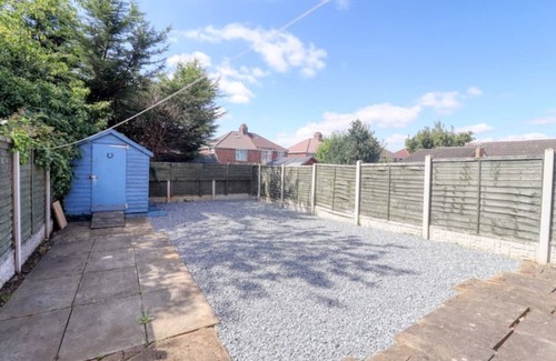 Scunthorpe House | Highfield House cosy 4 bedroom