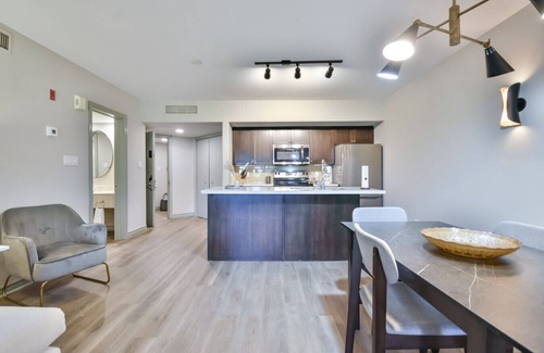 Oro-Medonte Condo | Highland Hideaway 2BR Condo Pool & Spa Daily