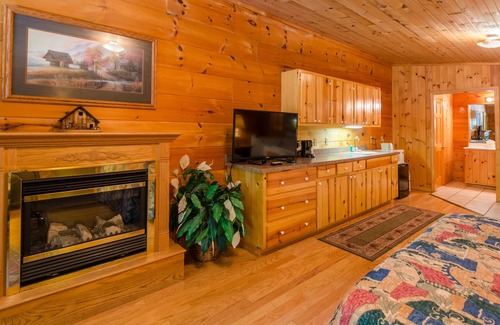Boone Hotel | Highland Hills Motel and Cabins – A Master Hosts Resort