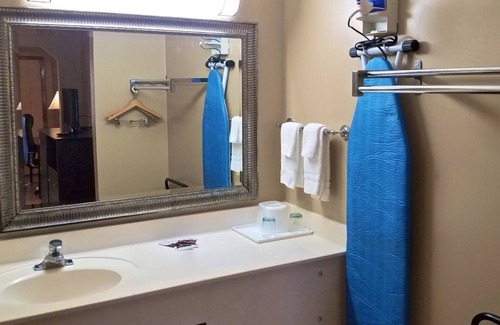 Denham Springs Hotel | Highland Inn Denham Springs - Baton Rouge East