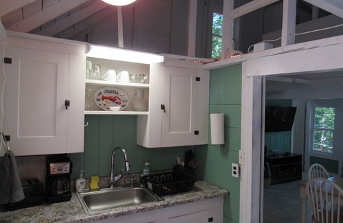 Windham Cottage | Highland Lakefront Cabin