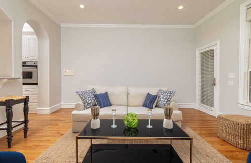 Park Cities House | Highland Park Retreat - Walk to Dining & SMU