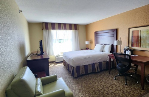 Minot Hotel | Highland Suites Minot