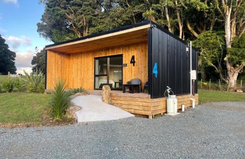 Maungatapere Ski Chalet | Highlander Farmstay - Cabins