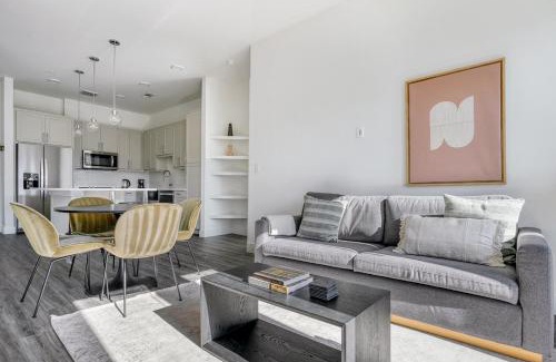 Highland Apartment | Highlands 2br w pool wd gym great location ATX-200