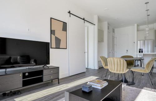 Highland Apartment | Highlands 2br w pool wd gym great location ATX-200