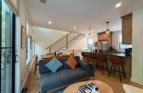 Cranmore Birches House | Highmark Haus | Luxe, Base of Cranmore, Hot Tub