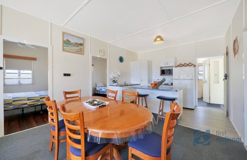 Woodgate House | Highset Home on The Esplanade