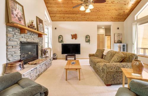 Pinetop House | Hike, Golf and Explore Peaceful Pinetop Getaway