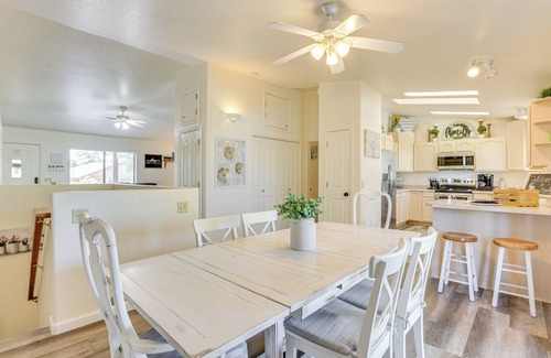 Payson Cottage | Hike & Golf: Family Home w/Deck in Payson!