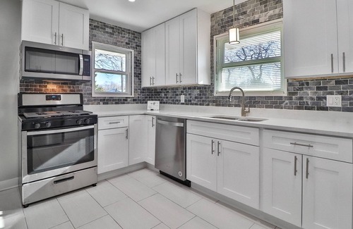 Miller Beach House | Hike to the beach or stay in all day!