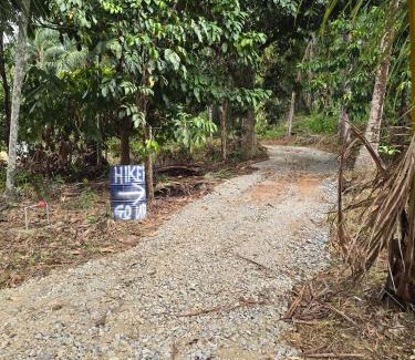 Kampung Lasah House | Hikers Homestay