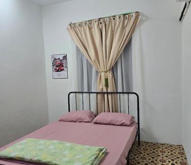 Kampung Lasah House | Hikers Homestay