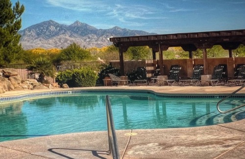 Tumacacori House | Hiking nearby, Pool and HotTub steps away, Stargazing deck, 2 King Beds!
