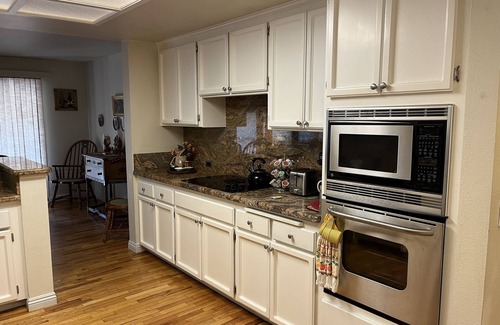 Orangevale House | Hiking, SUP, Kayaking, Cycling. This Home is adjacent to Lake Natoma State Park.